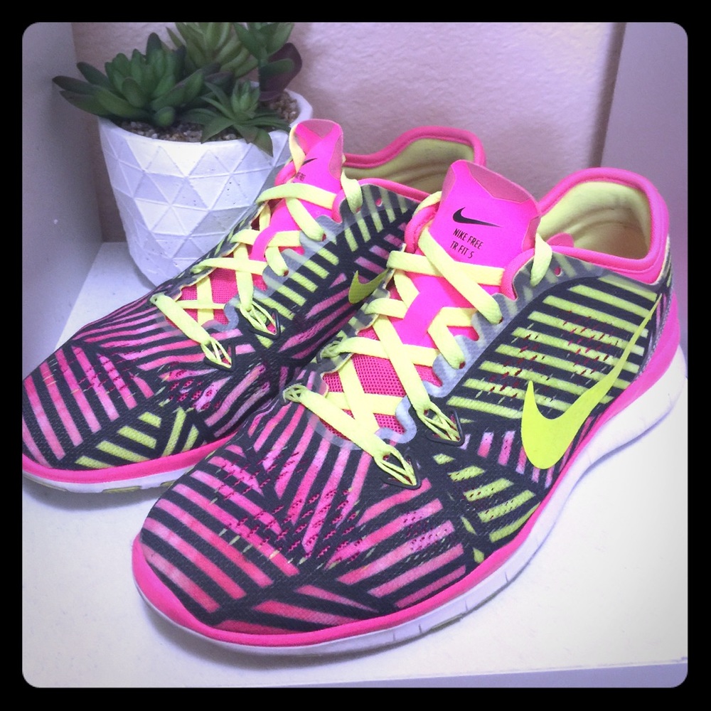 Nike free 5.0 shoes